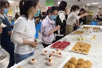 春暖花開(kāi)季，相約女神節(jié)，華逸府邀您共享美好食光！